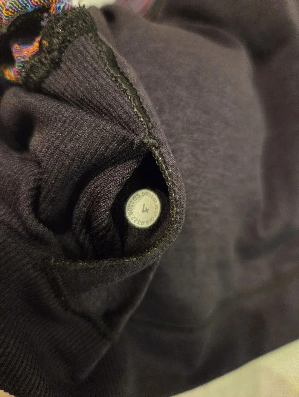 LULULEMON Ebb To Street Seamless Long Sleeve‎ Crop Top Rainbow Multi/Black SZ 4